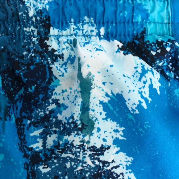 Nike Shorts - Picture 6 of 7